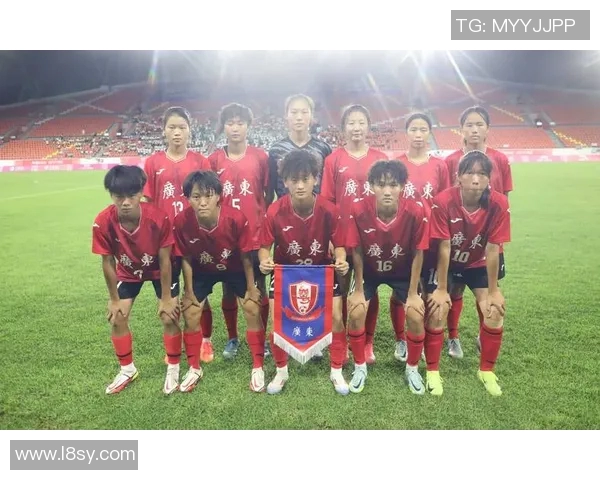 广东队球迷喜迎夺冠，庆祝活动持续进行