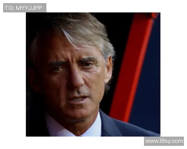 国米功勋老将宣布退役,球迷泪洒球场 国米功勋老将宣布退役,球迷泪洒球场