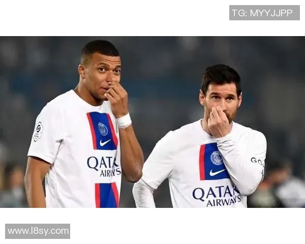 姆巴佩与苏亚雷斯同台比肩！欧洲顶级射手陷入传球争执