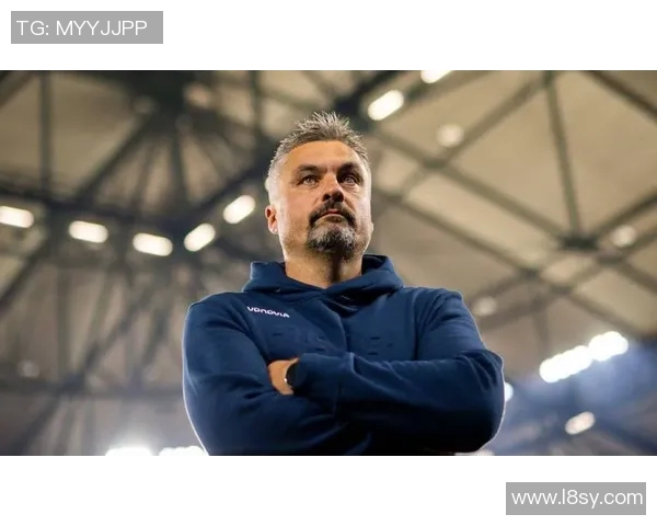 沙尔克04堕入泥潭，降级危机四伏